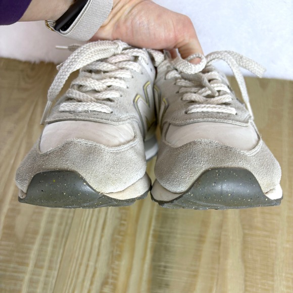 New Balance 574 Sneakers Womens Light Grey Retro Yellow Suede 7.5 - Picture 5 of 6